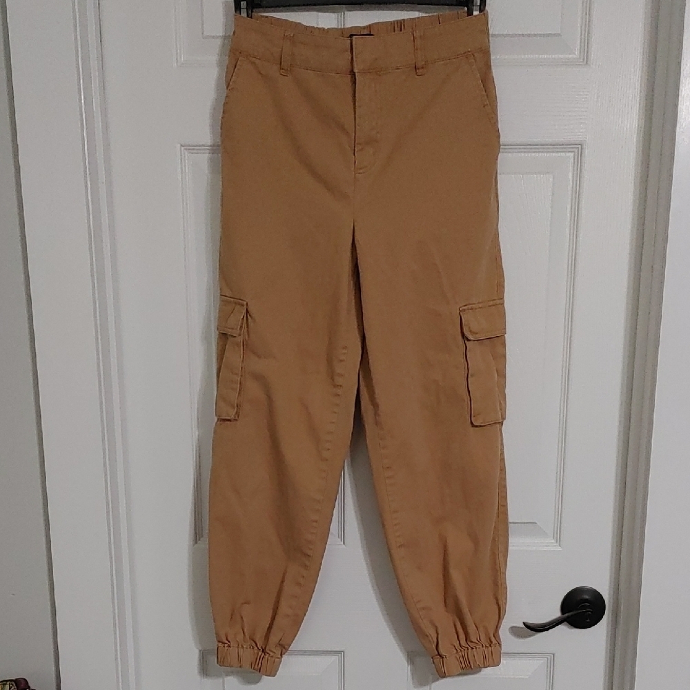 Old Navy Khaki Cargo Joggers Camel Shade Size Medium Streetwear Unisex 28" Waist
